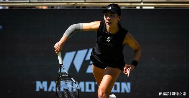 表现出了非 表现出了非